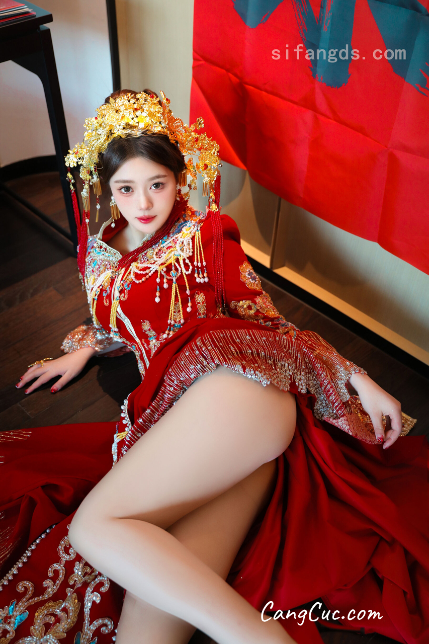 [XR Uncensored] 蛋蛋宝 – R18 秀人网模特 秀禾服